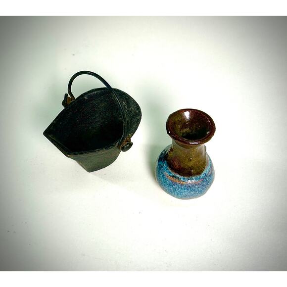 Miniature Lot, Cast Iron Coal Bucket + Rustic, glazed Stoneware Dollhouse Vase - Picture 5 of 6